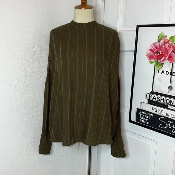 Free People Green Striped Oversized Blouse XS - Picture 1 of 7